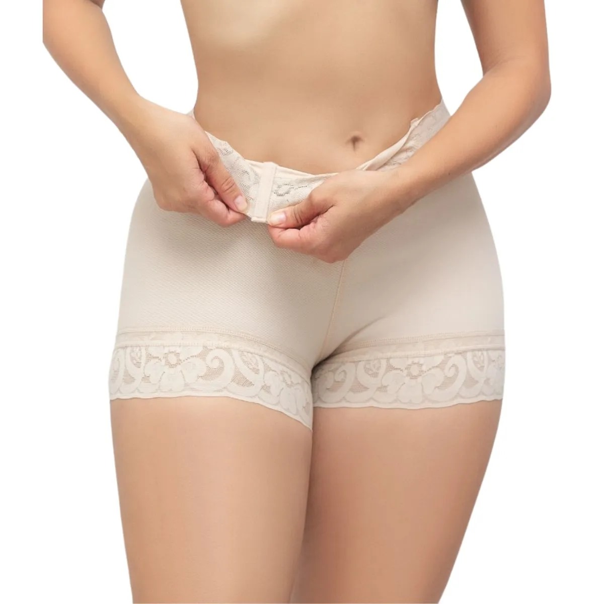 Short Cachetero Moldeador con Varillas